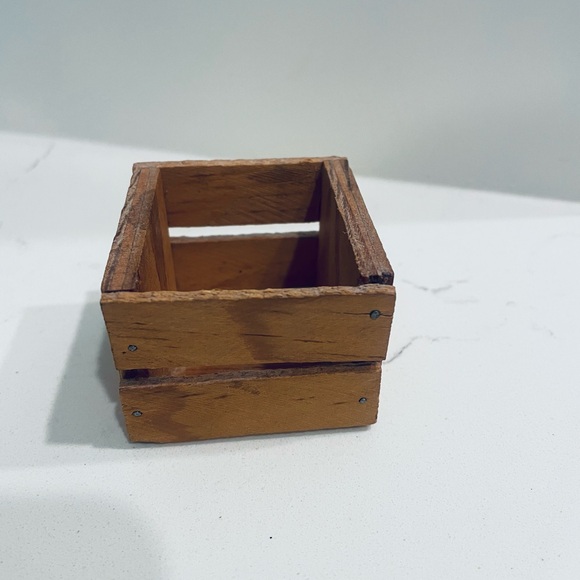 Vintage miniature set of 4 Fanta soda bottles with lids mini glass - Picture 5 of 8